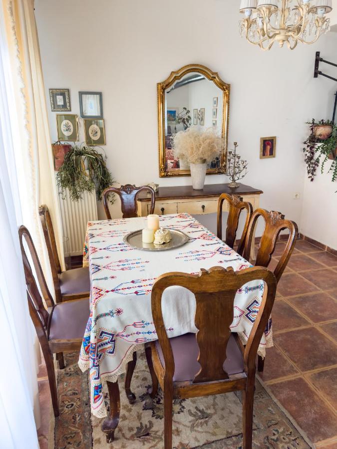 Вилла The Early Bird - Cosy 2-Floor House With Garden Александроуполис Экстерьер фото